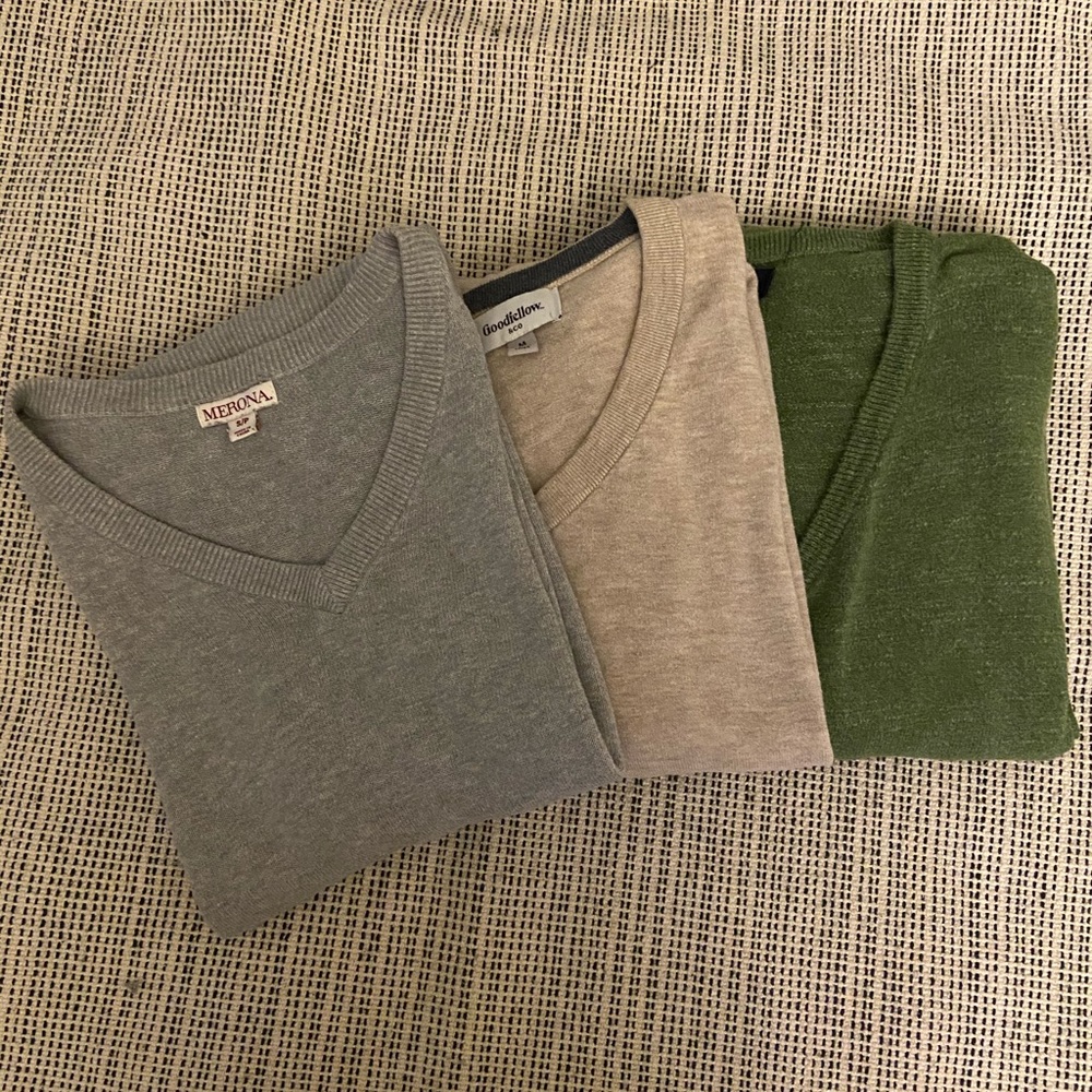 (All 3)Mens V-Neck Long Sleeve Light Sweaters